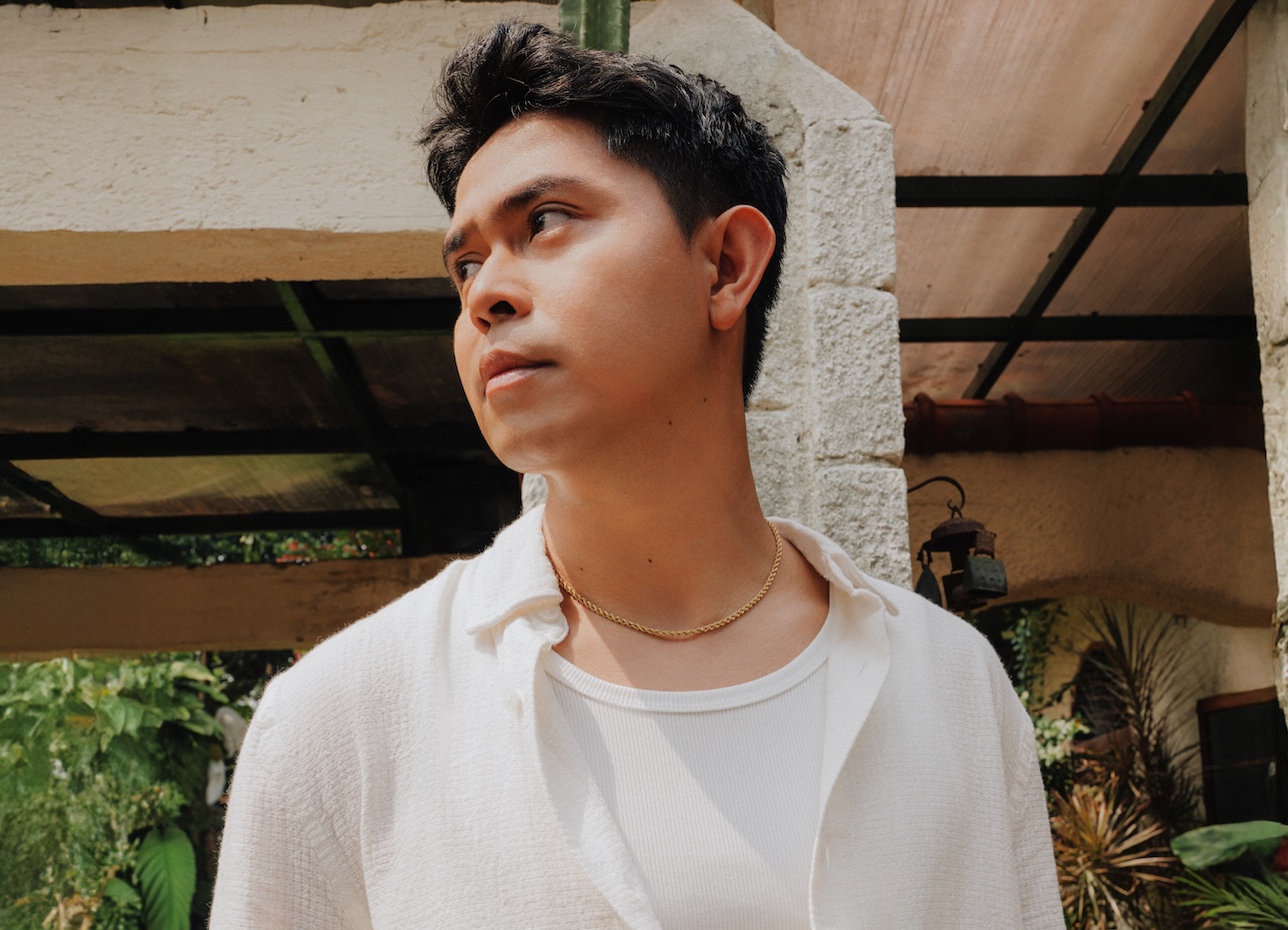 Cakra Khan Rilis “Tak Sejalan”, Lagu Paling Emosional di Album Divine