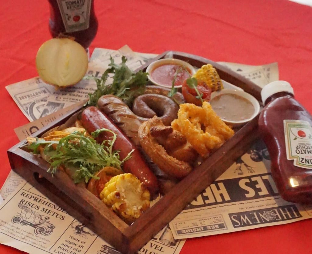 Oktoberfest, artotel yogyakarta, jerman, makanan jerman, makanan jerman di yogyakarta