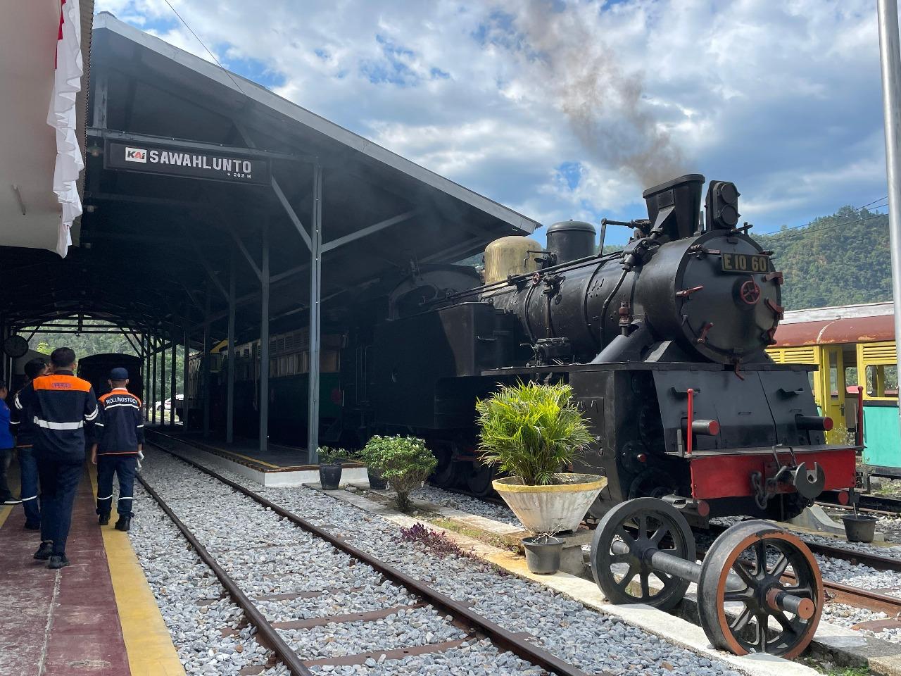 Stasiun Sawahlunto dan Legenda Mak Itam: Dari Denyut Tambang Menuju Napas Warisan Dunia