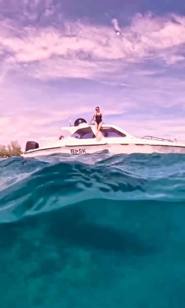 Potret Olla Ramlan dan Tristan Molina di Gili Meno, Lombok, image by IG: ollaramlan