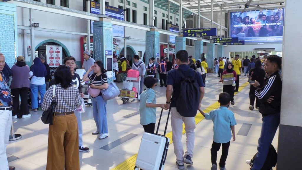 Kereta Jadi Andalan Libur Nataru, Okupansi 91,5 Persen 1 Kereta Jadi Andalan Libur Nataru, Okupansi 91,5 Persen