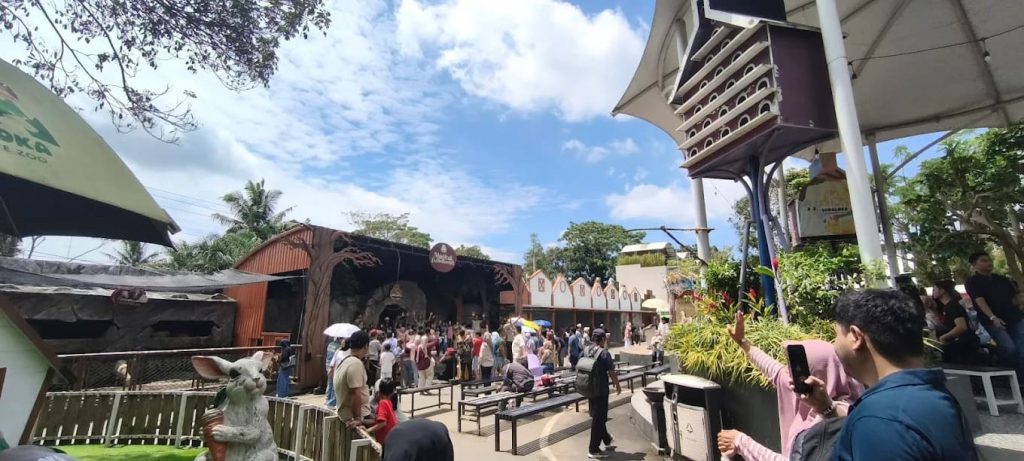 Suraloka Zoo Kaliurang