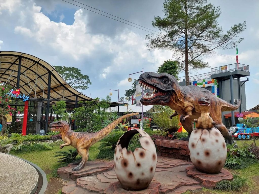 Suraloka Zoo Kaliurang Yogyakarta- Harga Tiket Masuk, Wahana Anak, dan Foto