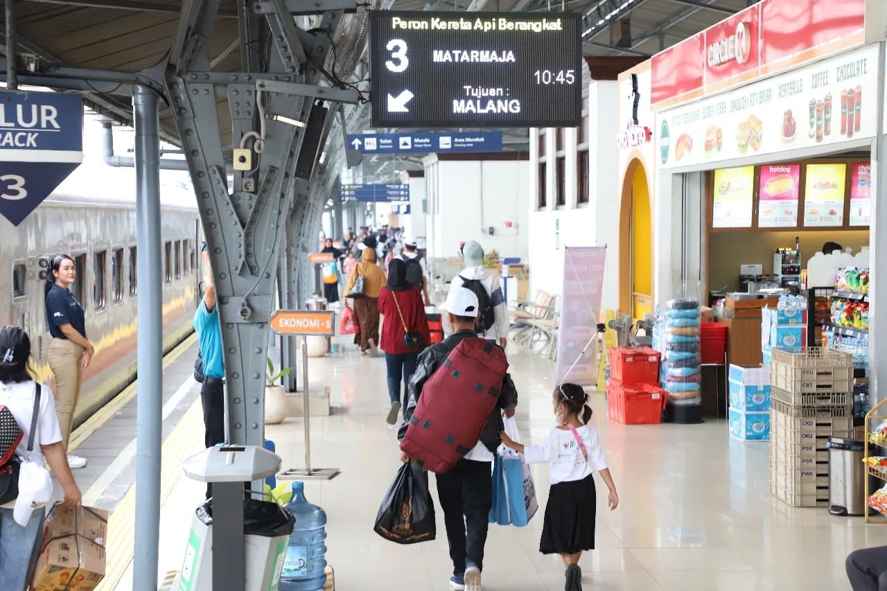 Tiket Kereta Ekonomi untuk Libur Nataru 2025/2026 Makin Diburu, Ini Data Terbarunya dari KAI