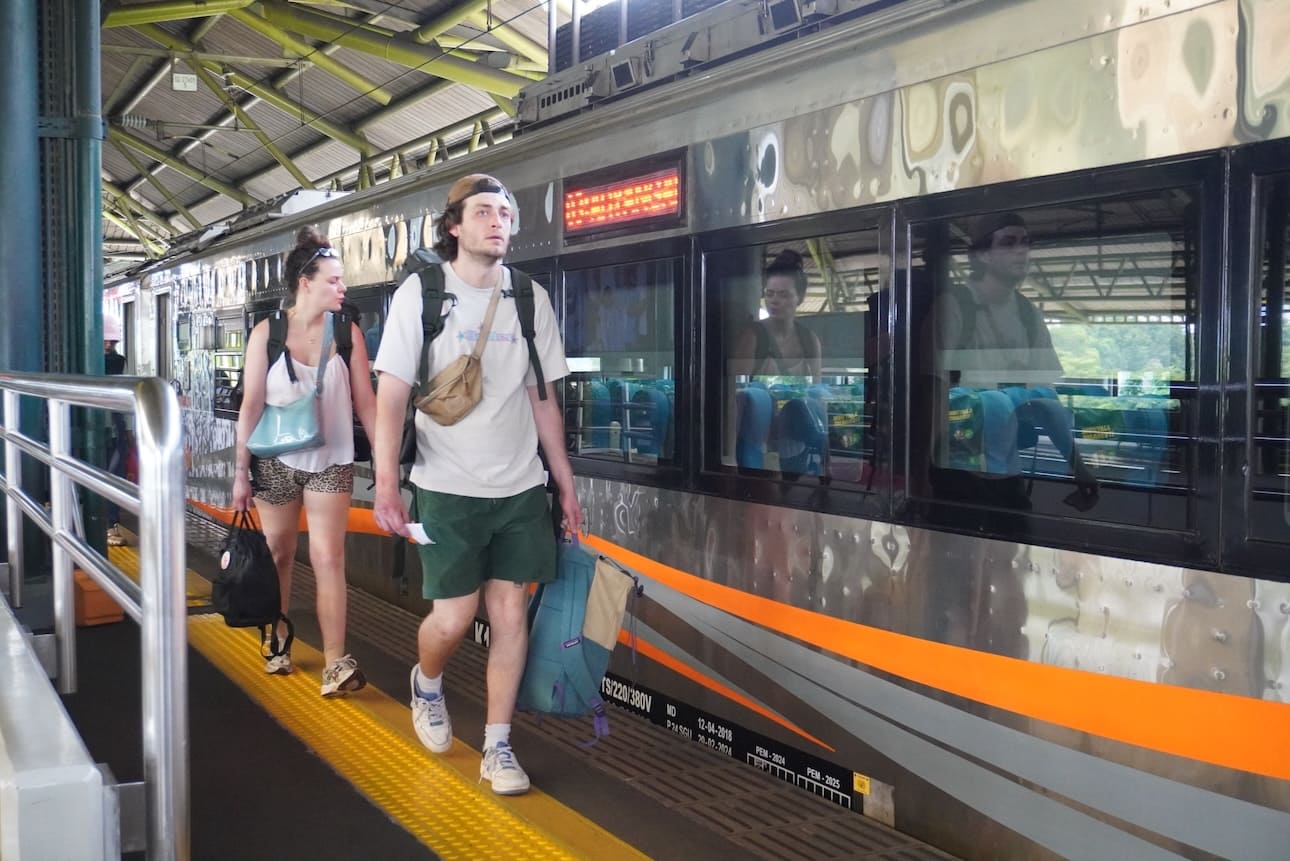 694 Ribu Turis Mancanegara Gunakan Kereta Api di 2025, Naik 3,7 Persen dari Tahun Lalu