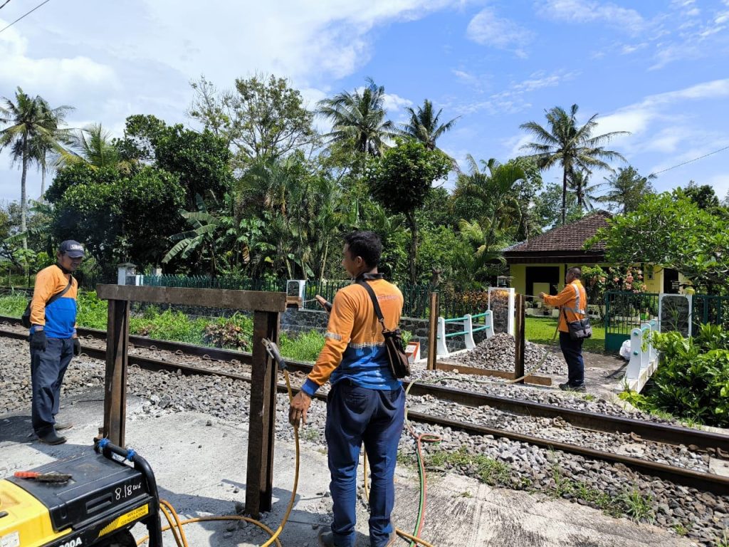 KAI Tutup 316 Perlintasan Rawan Sepanjang 2025, Keselamatan Jadi Prioritas Bersama