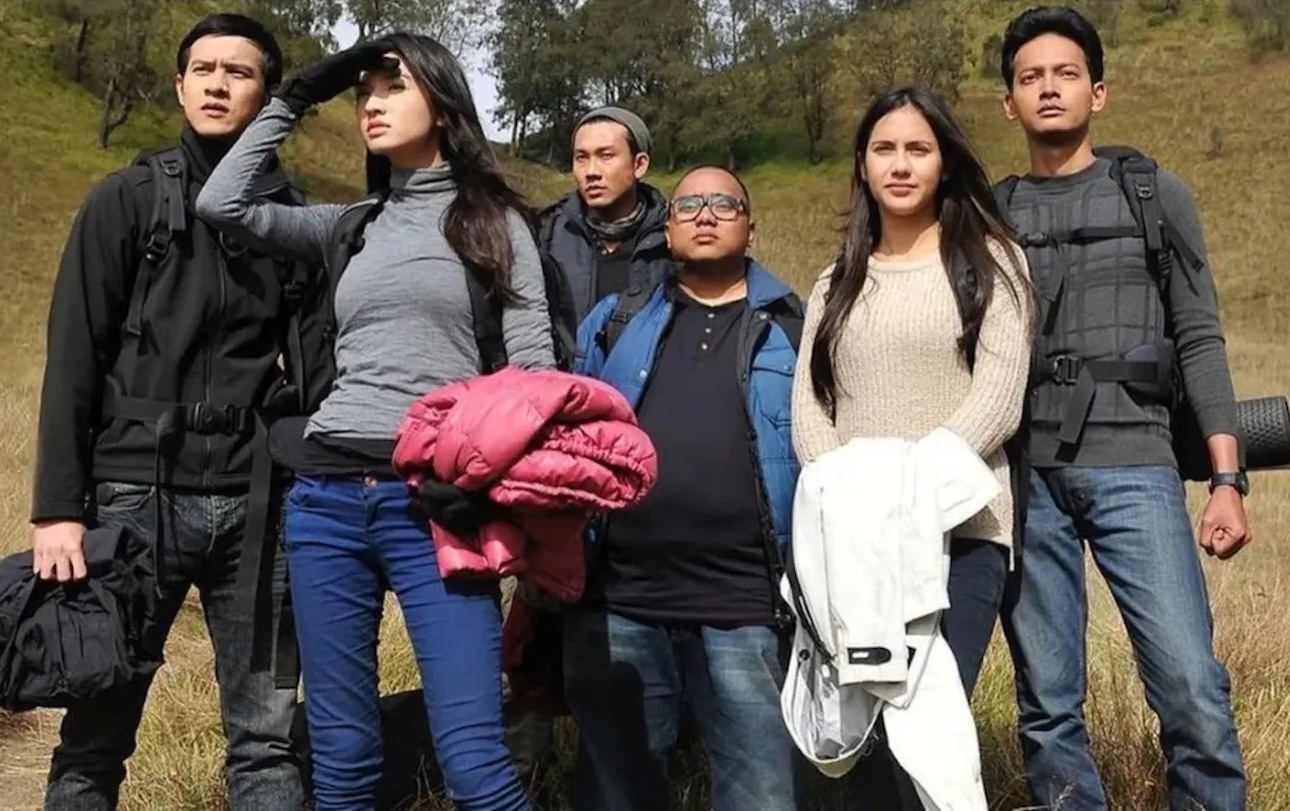 Masih Ingat Genta, Arial, dan Zafran? Ini Daftar Pemain Lama Film 5 Cm