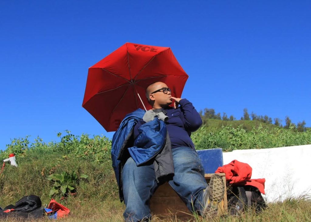 Saykoji Bagikan Foto BTS Film 5 cm yang Jarang Dilihat Publik, Bikin Netizen Nostalgia, photo by IG: saykoji