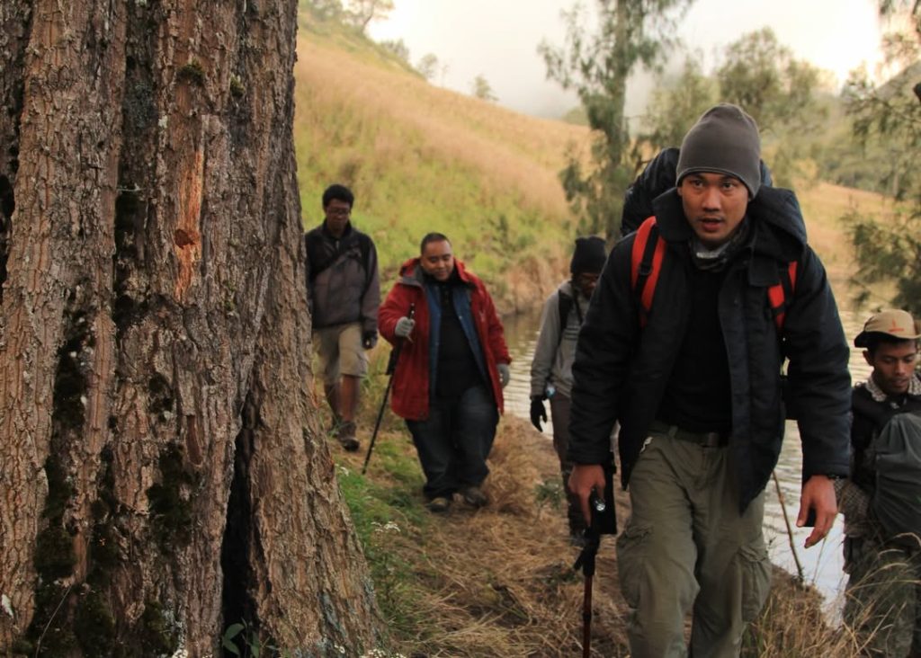 Saykoji Bagikan Foto BTS Film 5 cm yang Jarang Dilihat Publik, Bikin Netizen Nostalgia, photo by IG: saykoji