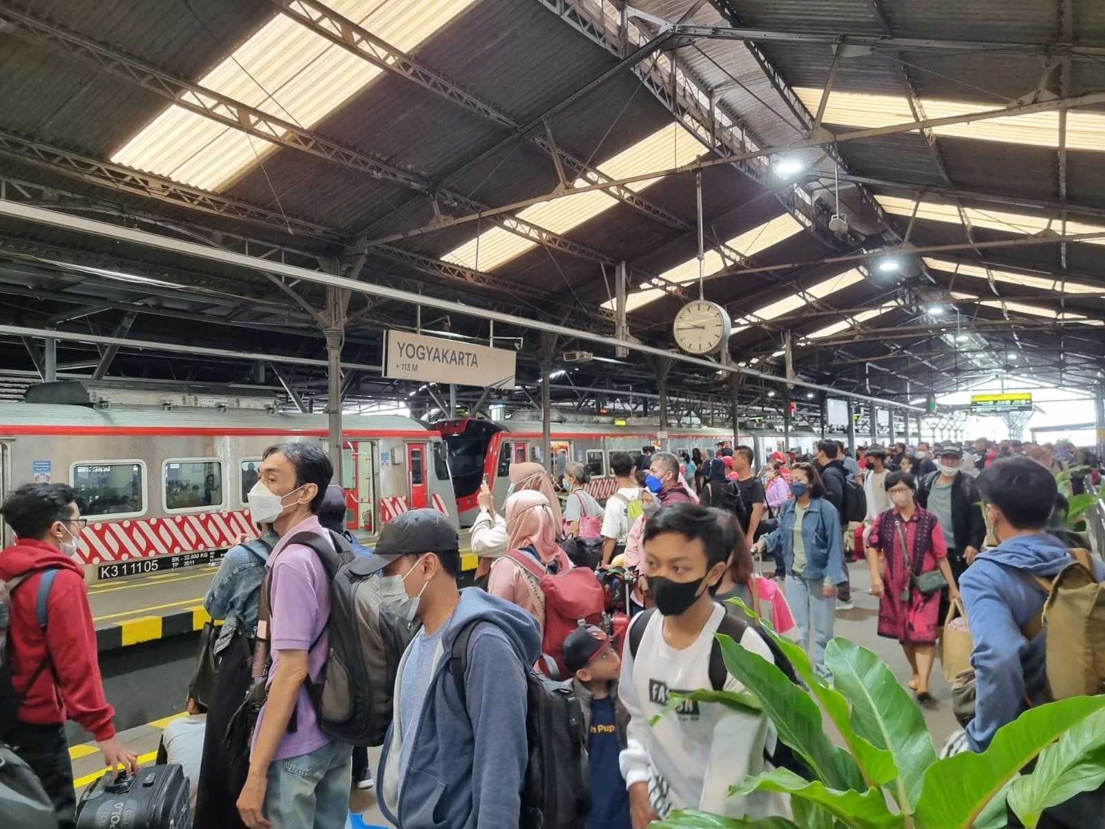 Mobilitas Warga Jateng–DIY Kian Tinggi, Kereta Api Jadi Pilihan Nyaman