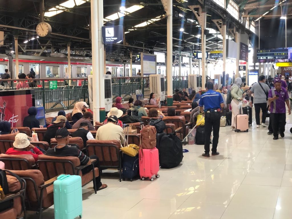 Tiket KA Lebaran 2026 Sudah Terjual 1,8 Juta, Ini Tanggal dan Rute yang Masih Longgar