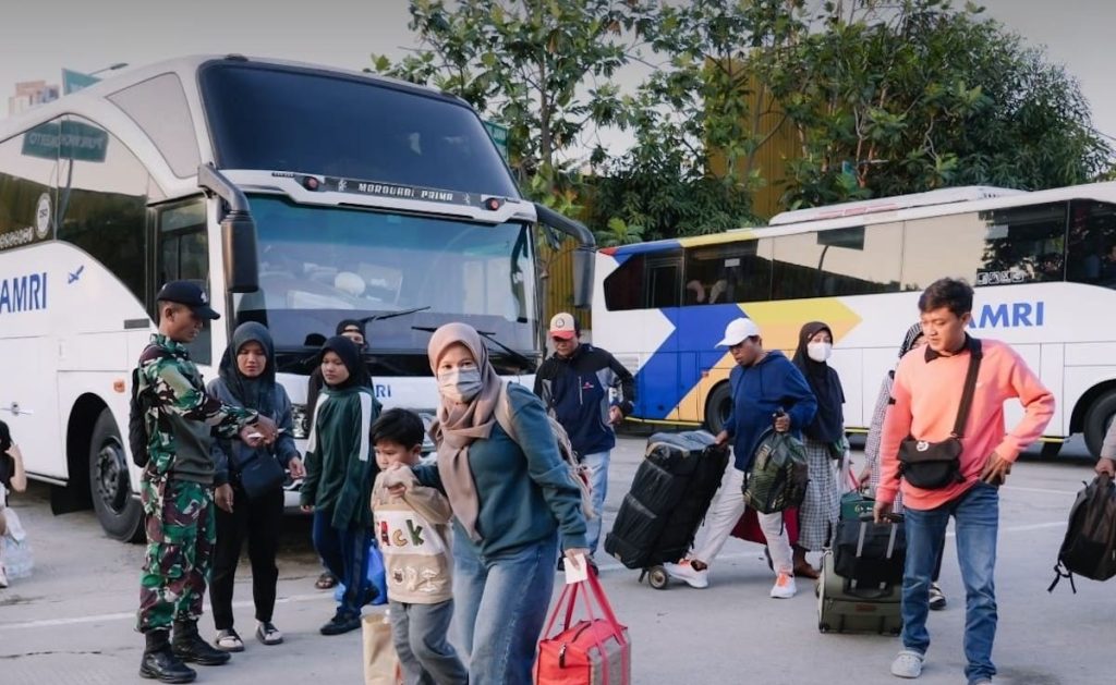 Arus Balik Lebaran 2026, DAMRI Siapkan Rute Malang dan Surabaya ke Jakarta Mulai Rp280 Ribu 1 Arus Balik Lebaran 2026, DAMRI Siapkan Rute Malang dan Surabaya ke Jakarta Mulai Rp280 Ribu