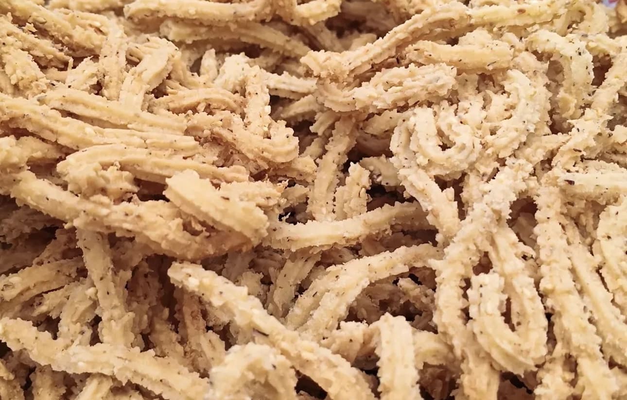 Resep Akar Kelapa 1 Kg Tepung Beras (1)