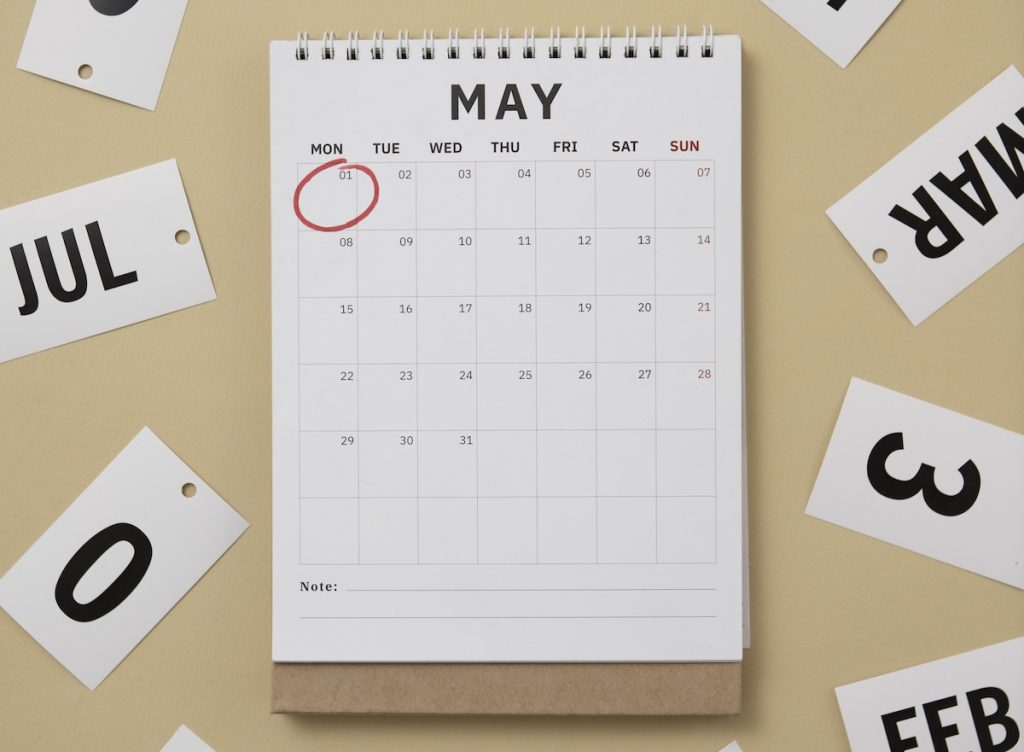 Kalender Mei 2026 Lengkap: 10 Tanggal Merah & 3 Long Weekend Siap Liburan!