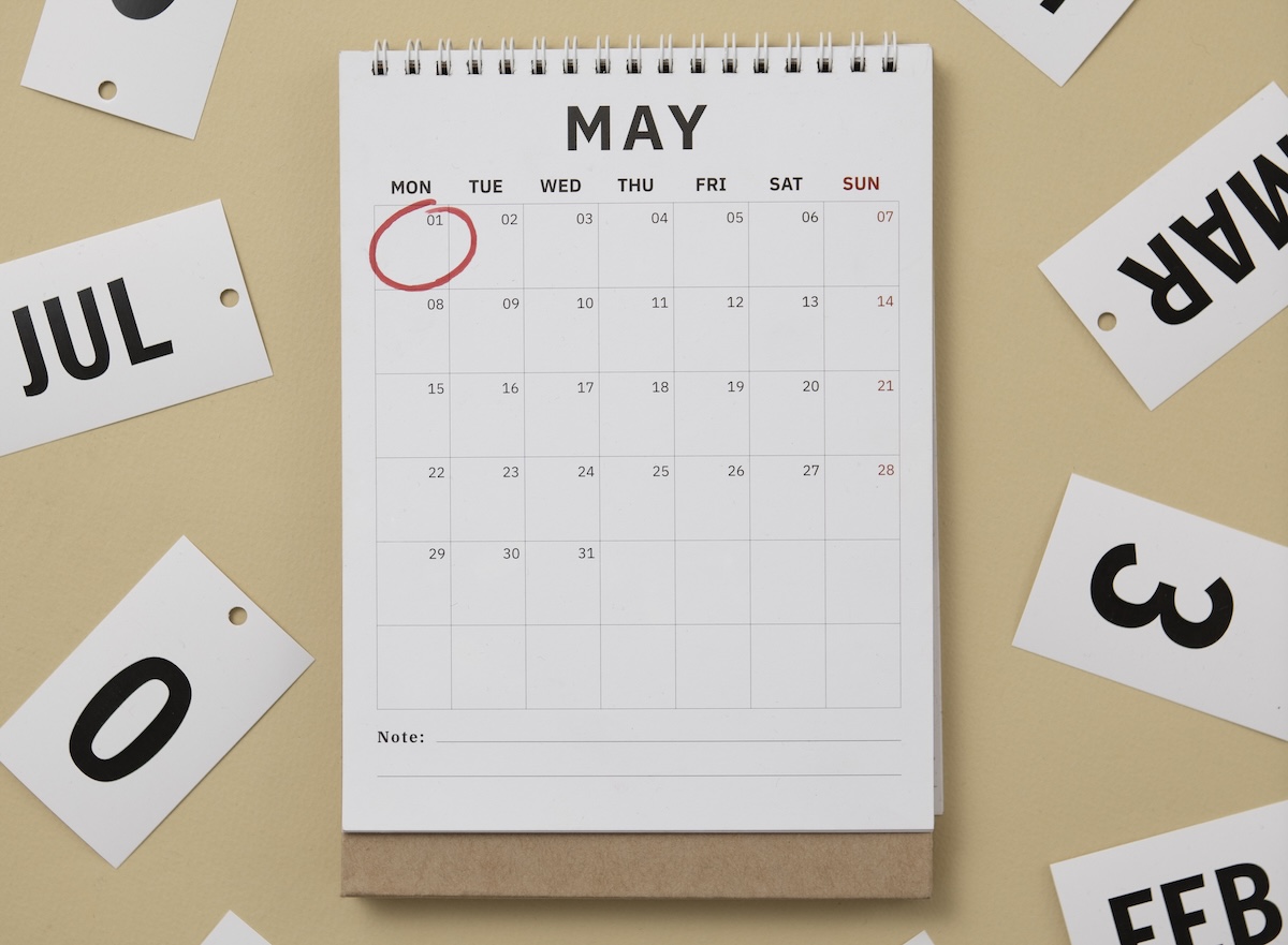 Kalender Mei 2026 Lengkap: 10 Tanggal Merah & 3 Long Weekend Siap Liburan!