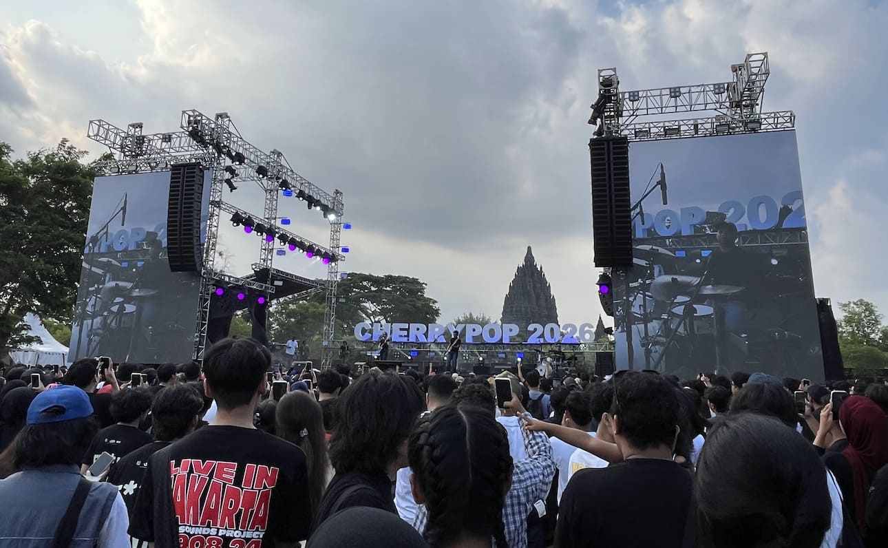 Cherrypop 2026 Hari Pertama di Candi Prambanan, Biru Baru hingga Fstvlst Bikin Penonton Larut 1 Cherrypop 2026 Hari Pertama di Candi Prambanan, Biru Baru hingga Fstvlst Bikin Penonton Larut