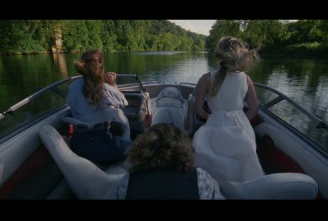 Film River Jadi Perbincangan, Kisah Tiga Saudara Terjebak Teror di Sungai Terpencil