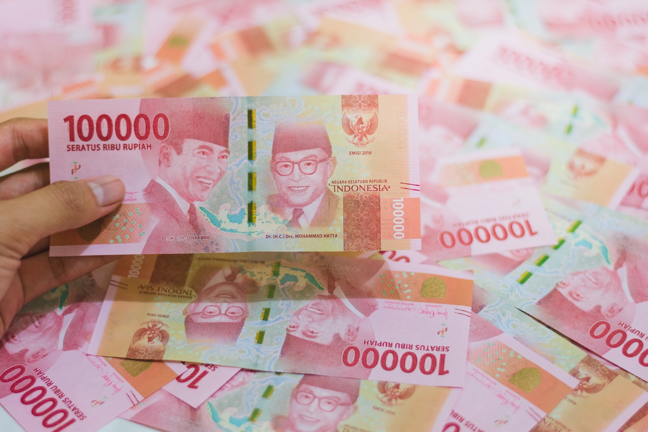 Tabel Angsuran KUR 2026 Semua Bank, Bunga 3–9 Persen, Plafon dan Tenor Pinjaman